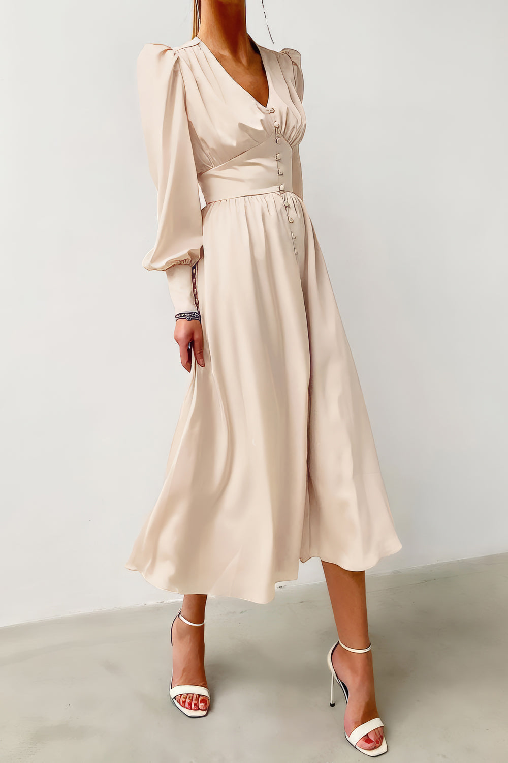 Structured Elegant Midi Dress