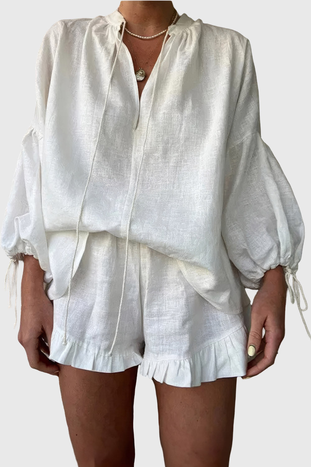 Two-Piece Set with Loose-Fit Blouse and Ruffled Shorts