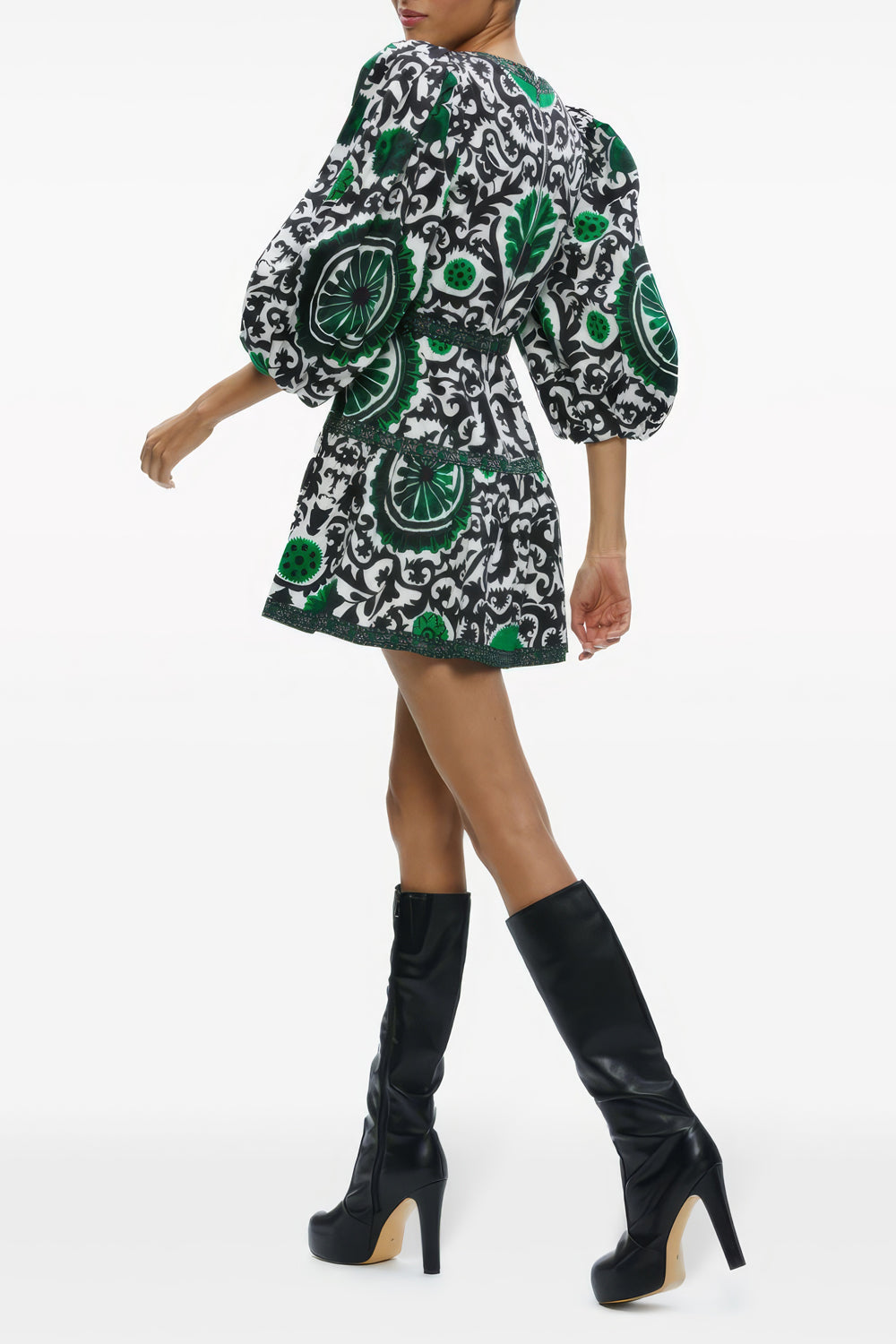 Elegant Print Mini Dress with Puff Sleeves and Flared Skirt