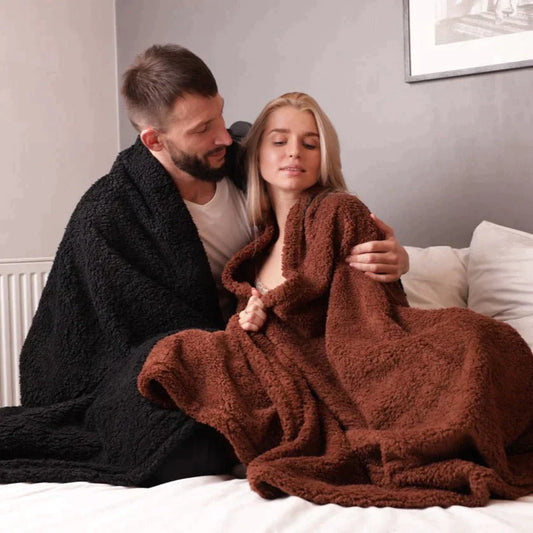 LoveBlanket™ | The Waterproof Cuddle Blanket
