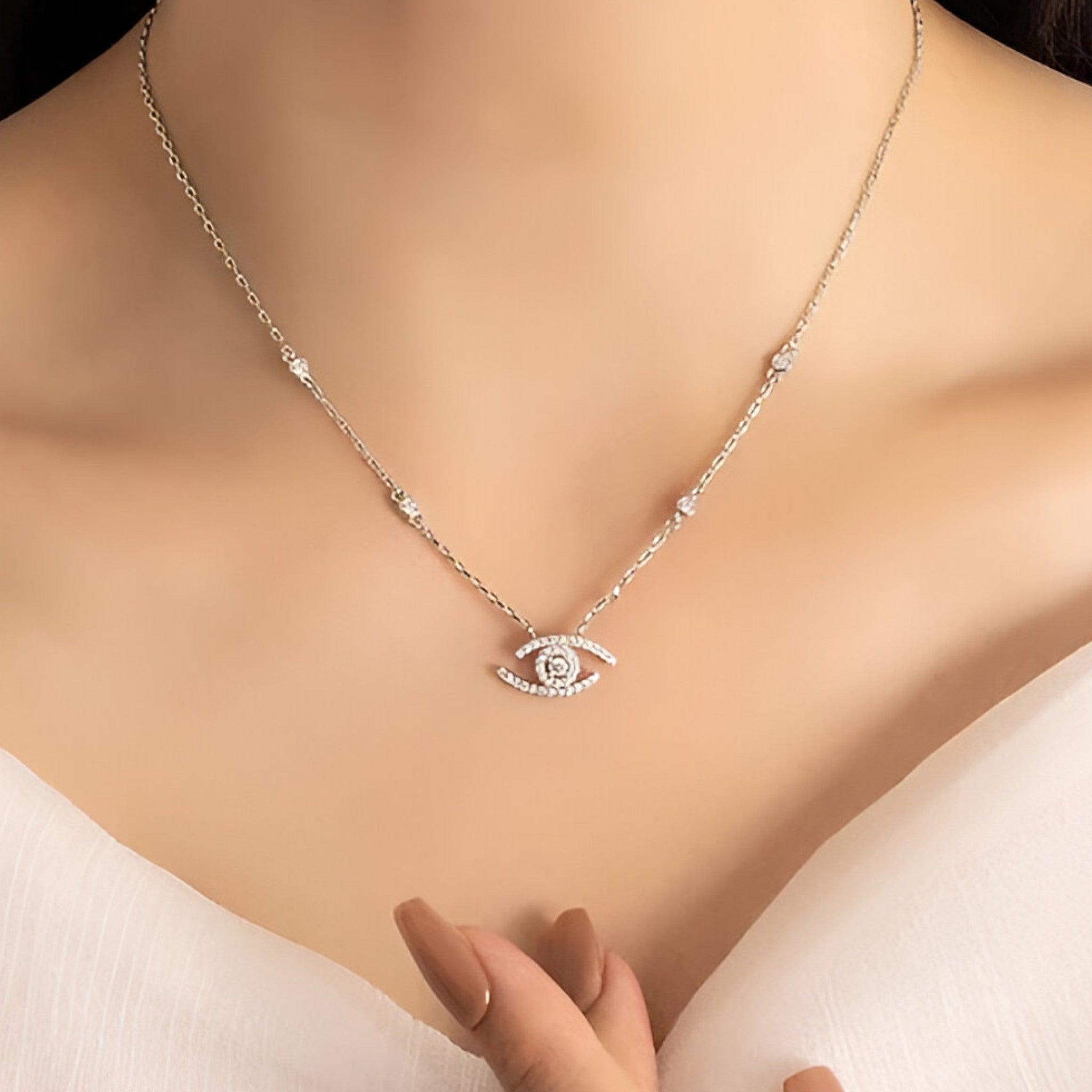 CELESTE | Luxe Ketting - Stijlvol Magic Eye Ontwerp voor Elke Gelegenheid